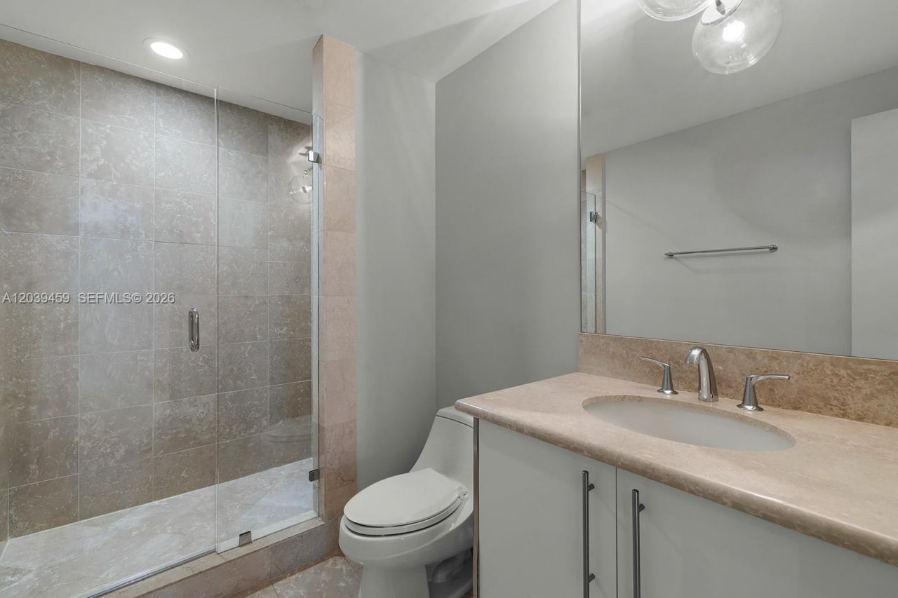 10 Edgewater Dr , Unit 4H, Coral Gables, FL 33133 Photo