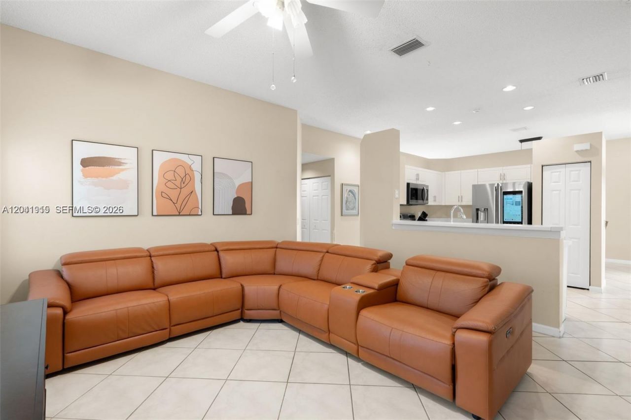 1414 Banyan Way , Weston, FL 33327 Photo