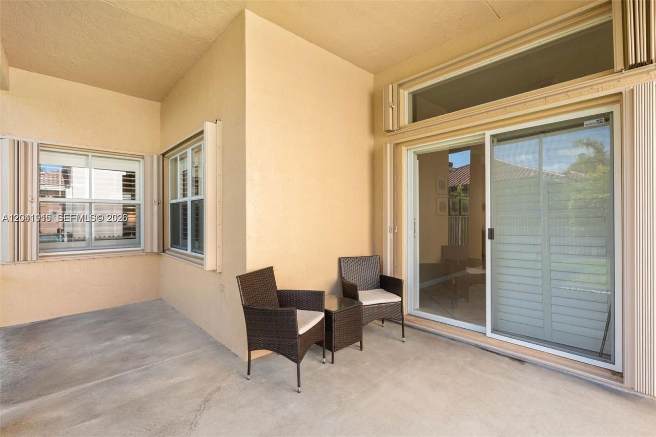 1414 Banyan Way , Weston, FL 33327 Photo