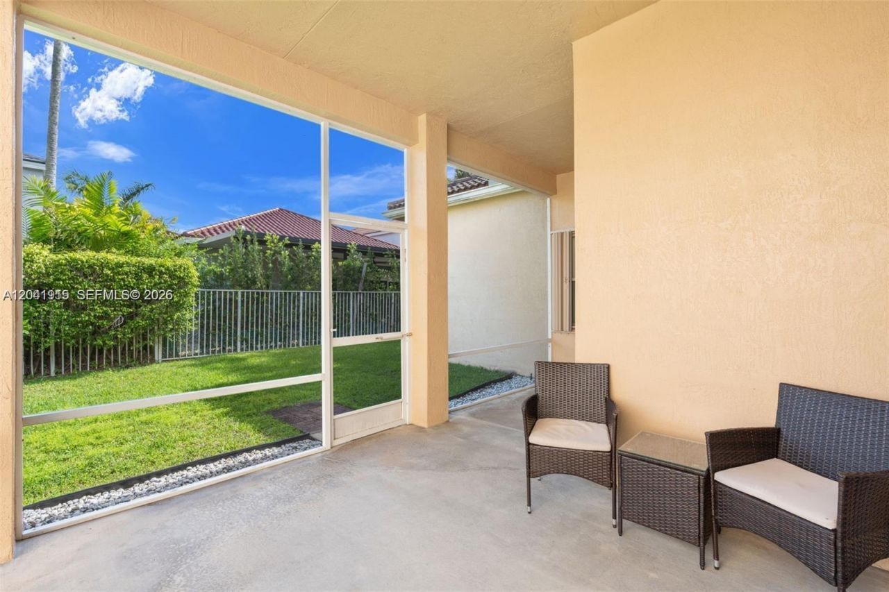 1414 Banyan Way , Weston, FL 33327 Photo