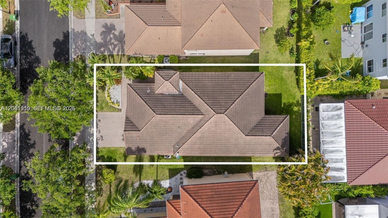 1414 Banyan Way , Weston, FL 33327 Photo