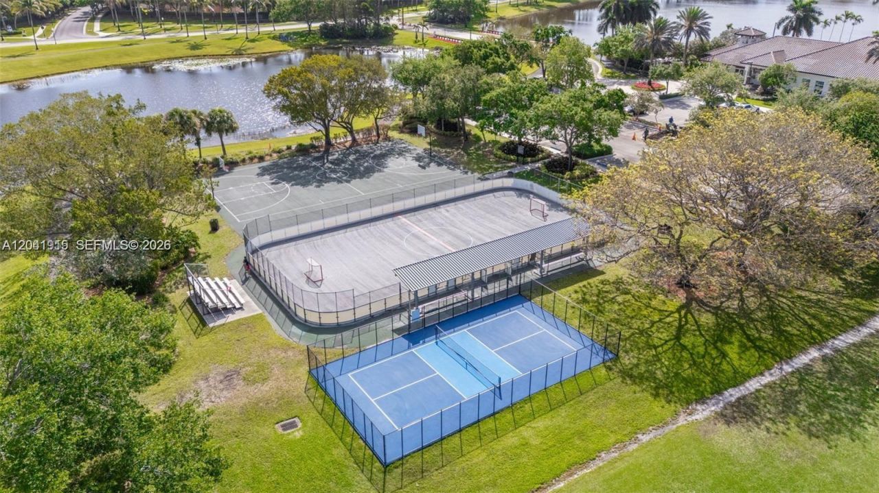 1414 Banyan Way , Weston, FL 33327 Photo