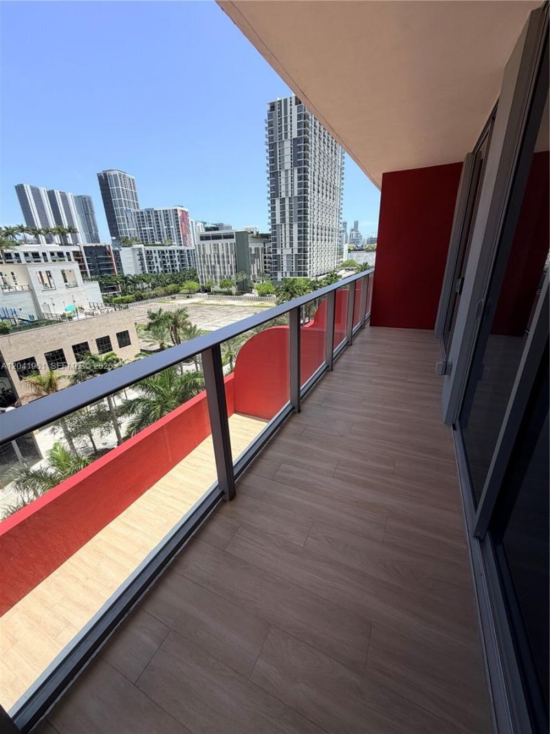 90 NE 32nd St, Unit 702, Miami, FL 33137 Photo