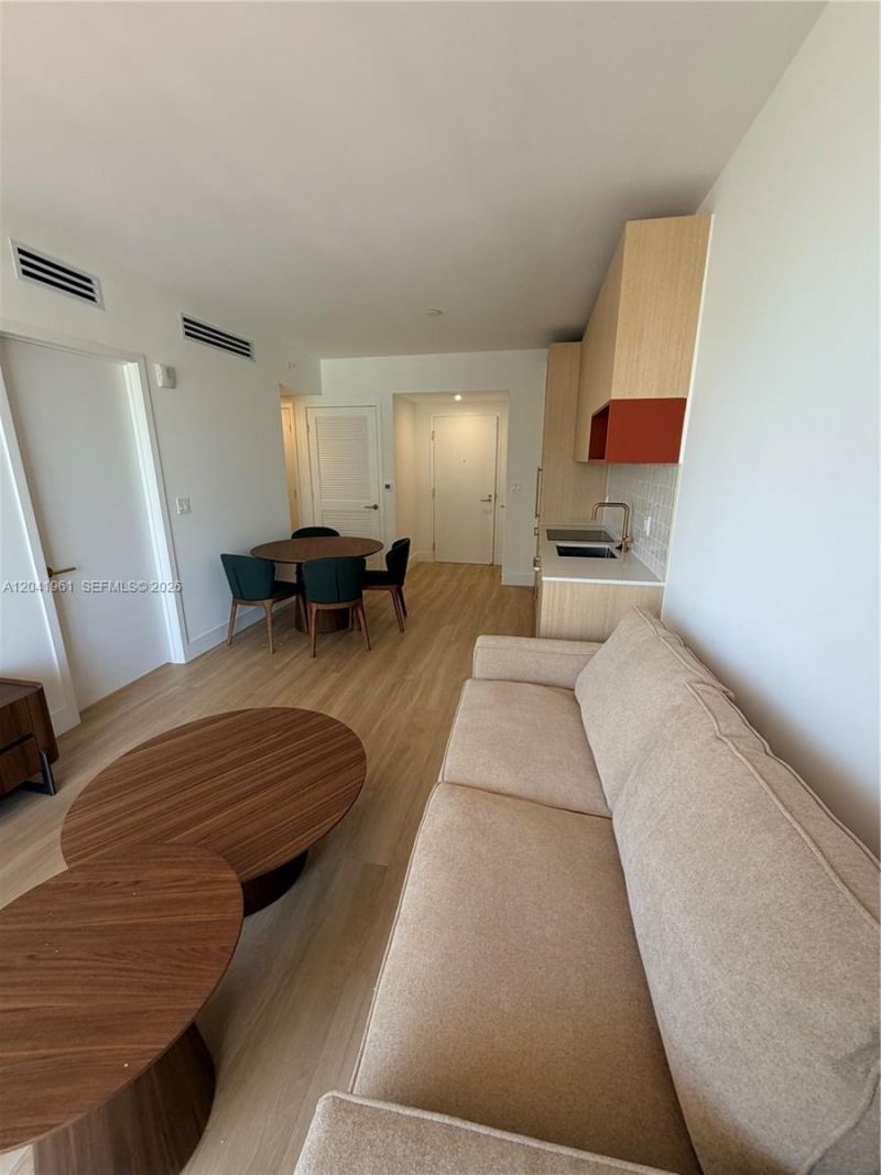 90 NE 32nd St, Unit 702, Miami, FL 33137 Photo