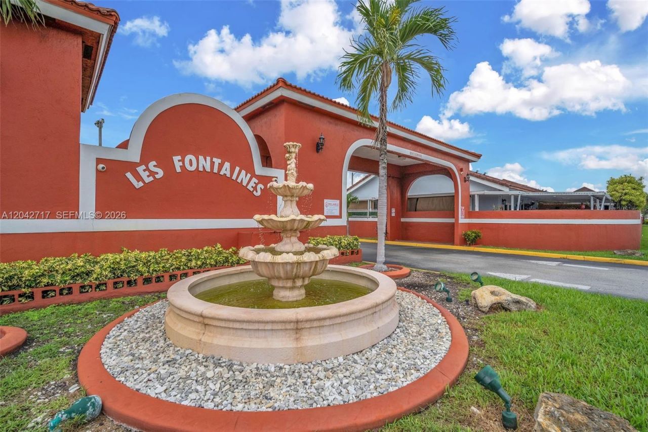 9018 NW 120th St , Unit 133, Hialeah Gardens, FL 33018 Photo
