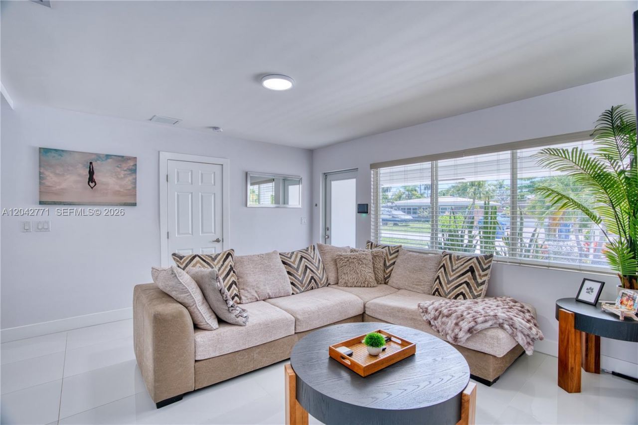 132 Almar Dr , Wilton Manors, FL 33334 Photo
