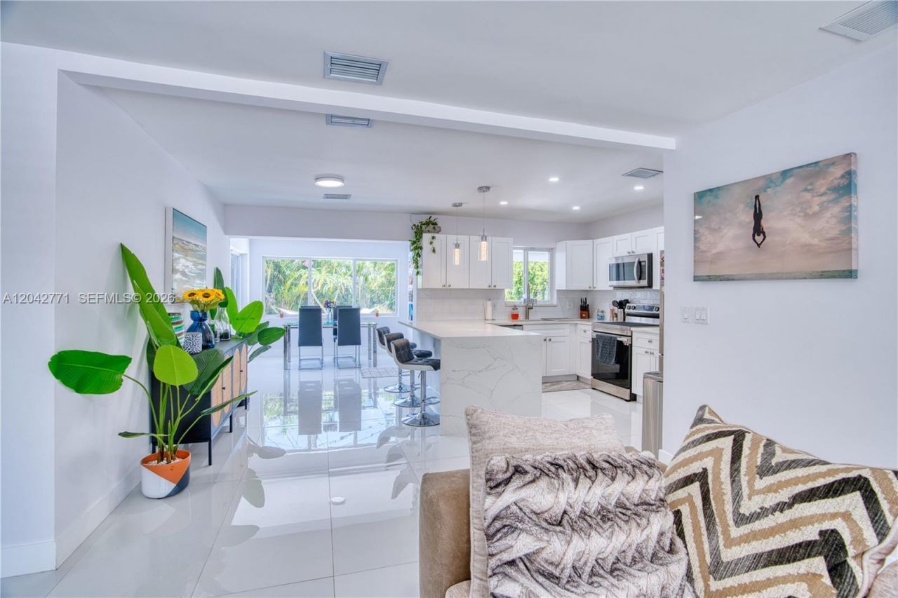 132 Almar Dr , Wilton Manors, FL 33334 Photo
