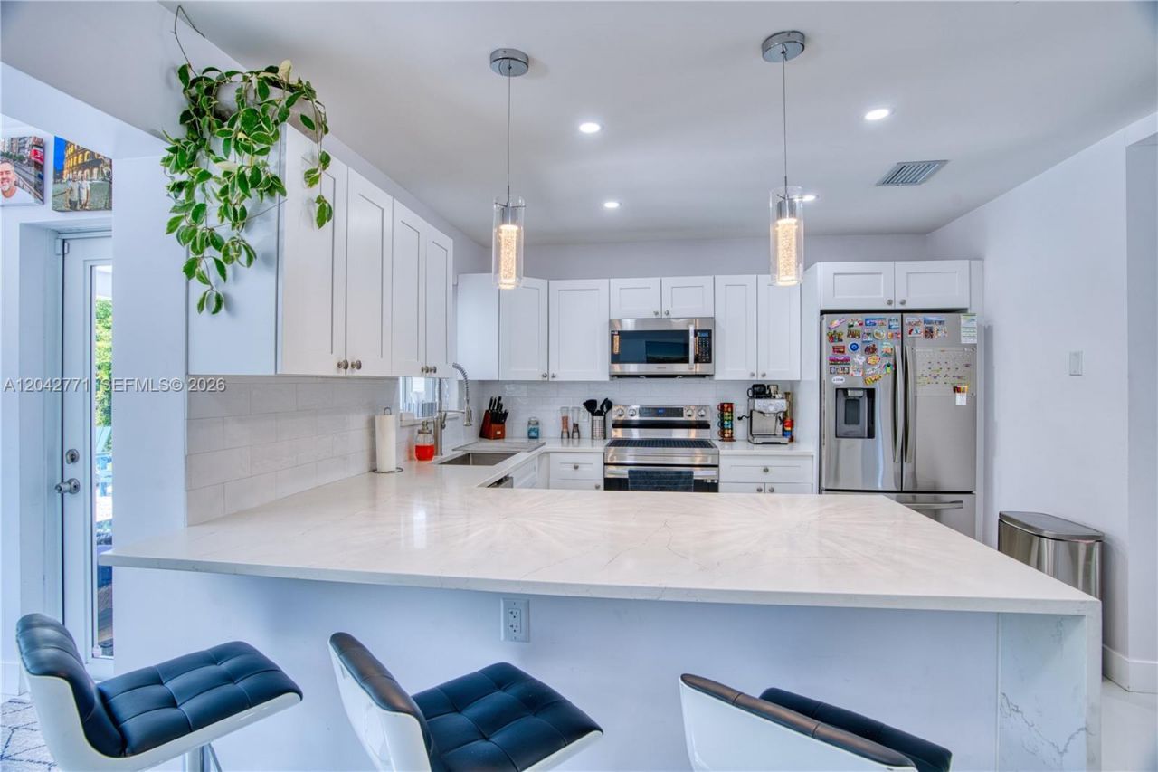 132 Almar Dr , Wilton Manors, FL 33334 Photo