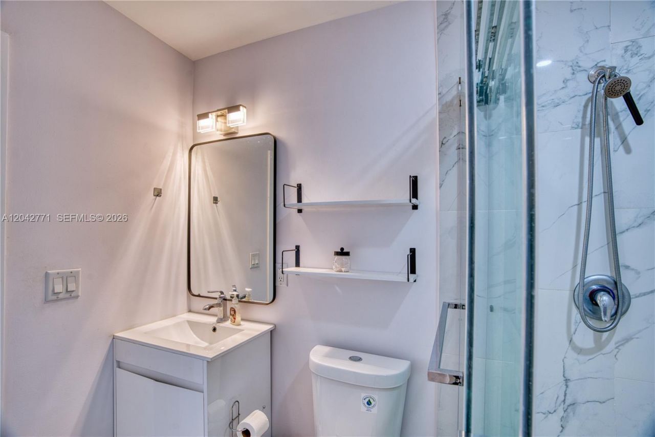 132 Almar Dr , Wilton Manors, FL 33334 Photo