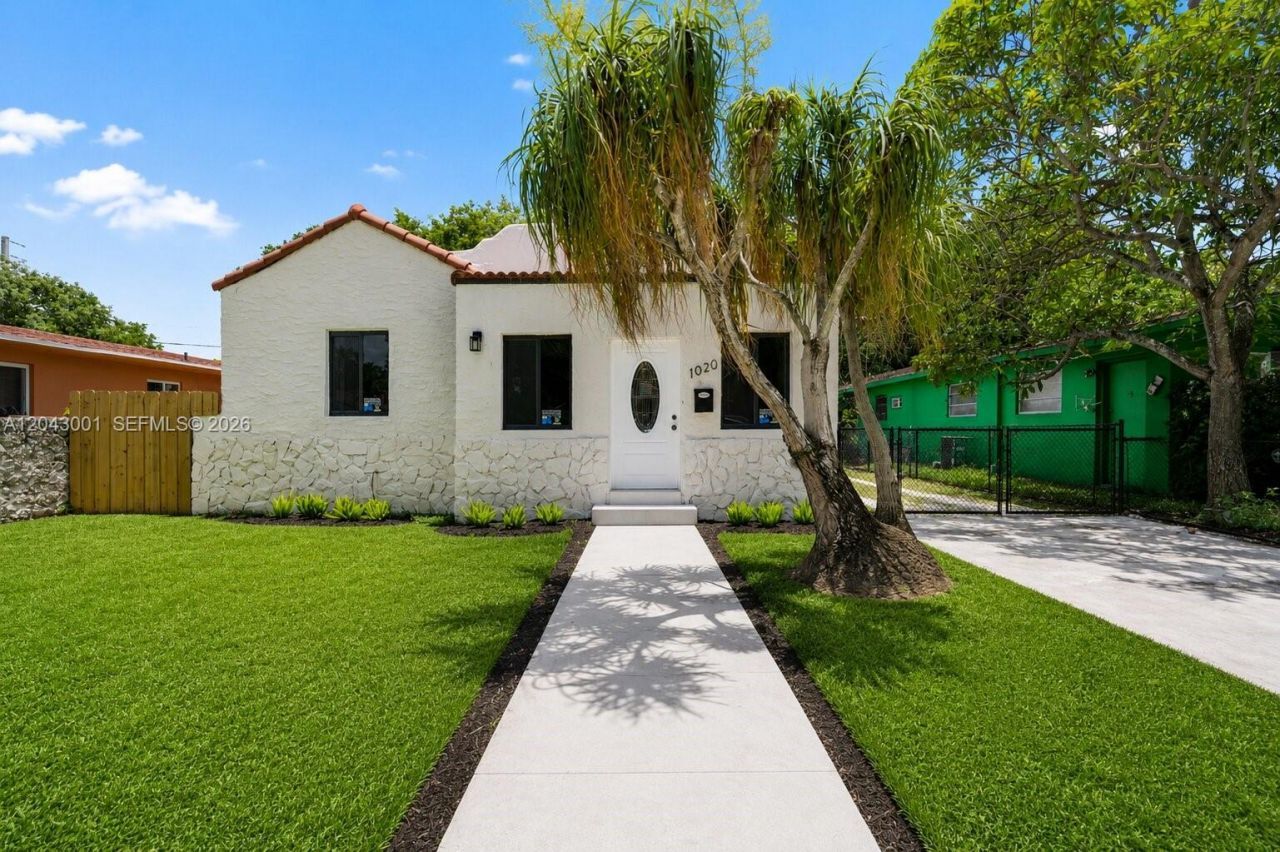 1020 NW 49th St , Miami, FL 33127 Photo