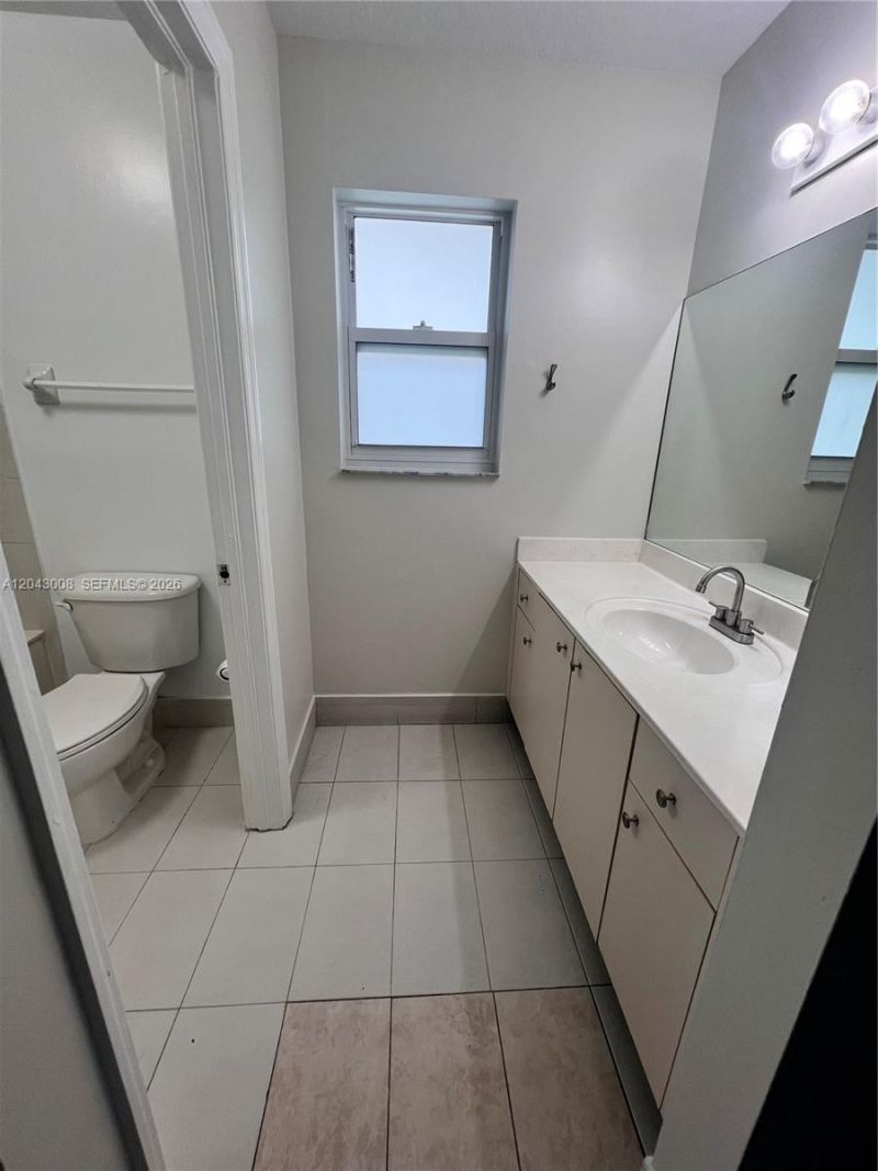 20613 SW 93rd Ave, Unit 2, Cutler Bay, FL 33189 Photo