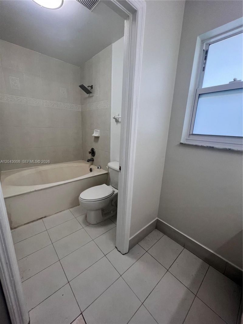 20613 SW 93rd Ave, Unit 2, Cutler Bay, FL 33189 Photo