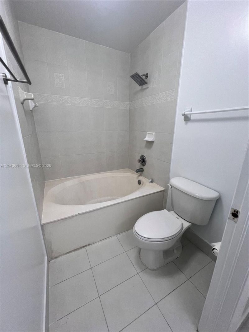 20613 SW 93rd Ave, Unit 2, Cutler Bay, FL 33189 Photo
