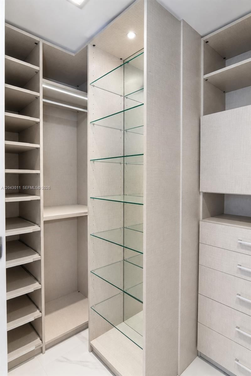 700 NE 24 St, Unit 1004, Miami, FL 33137 Photo