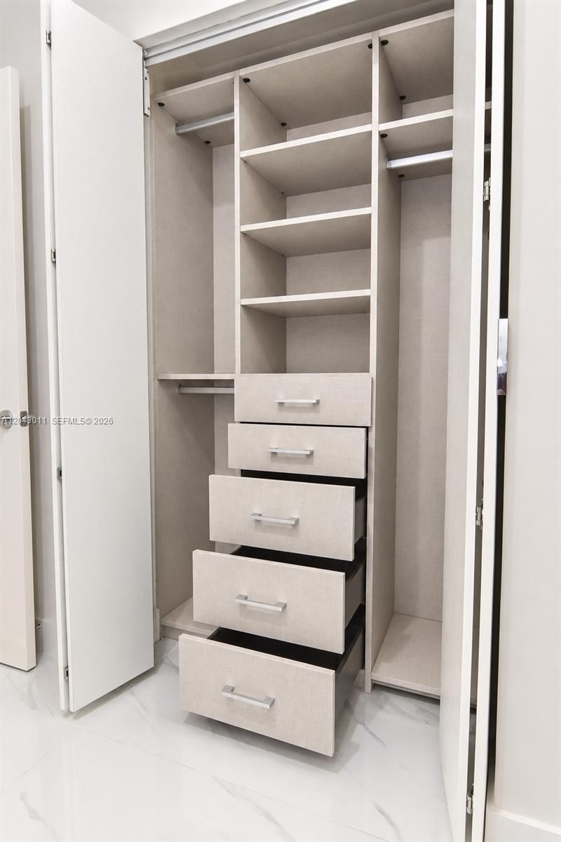 700 NE 24 St, Unit 1004, Miami, FL 33137 Photo