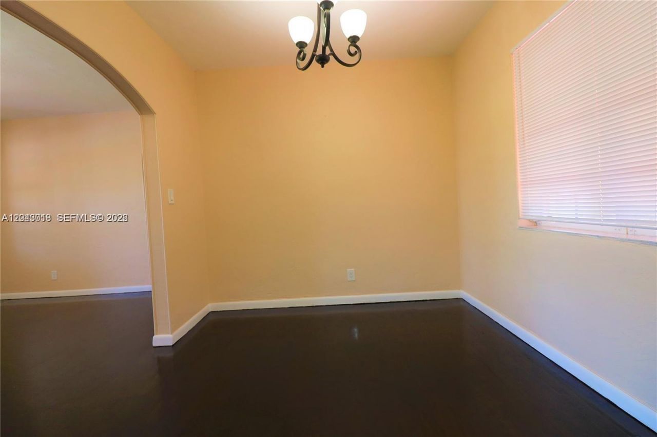 1698 SW 20th St , Unit 01, Miami, FL 33145 Photo