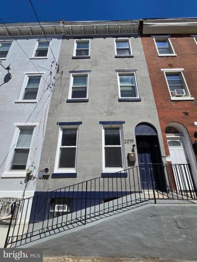 2019 W Oxford Street, Philadelphia, PA 19121 Main Photo