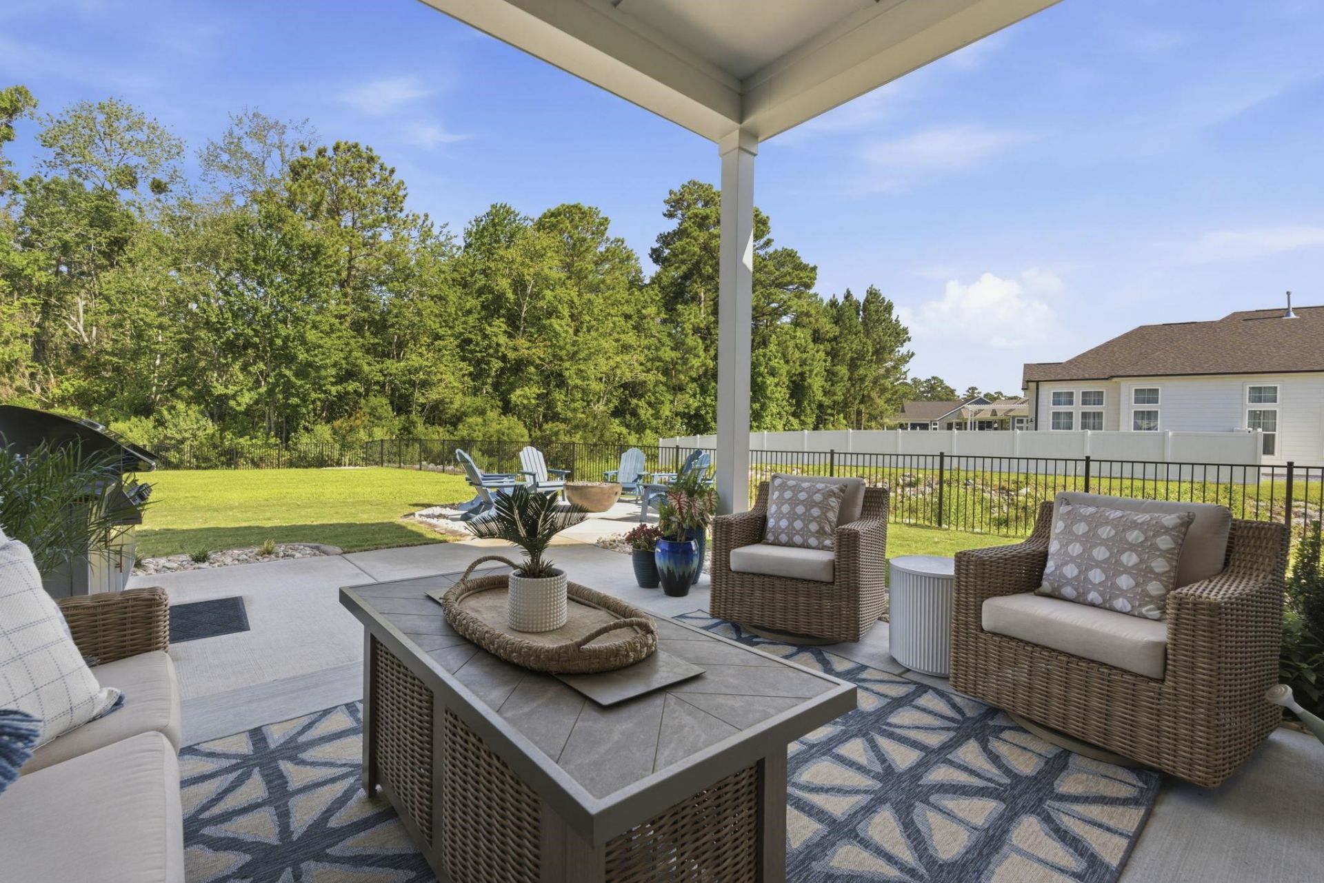 450 Rose Fountain Dr. Photo 45