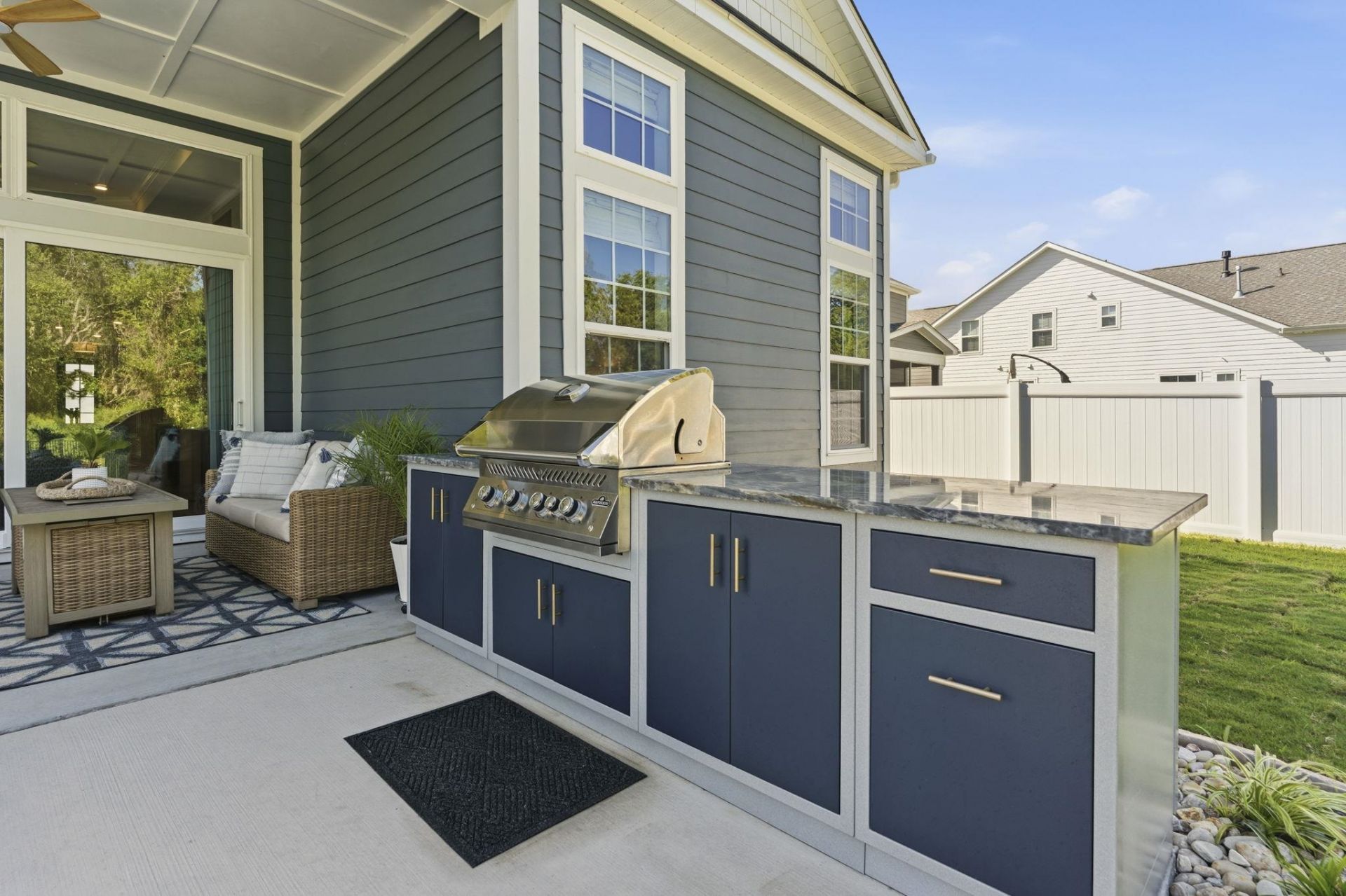 450 Rose Fountain Dr. Photo 47