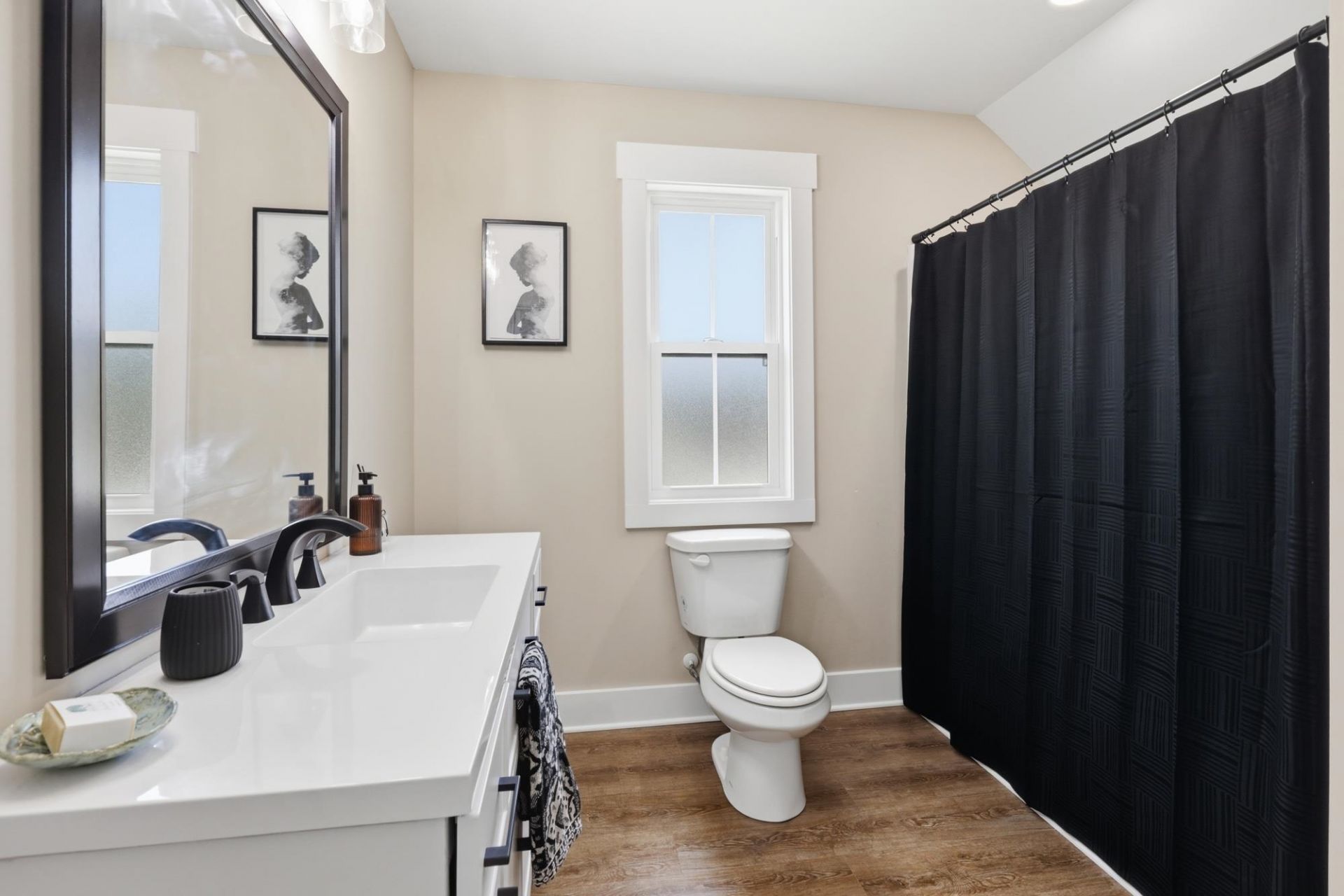 2487 Long Ave. Photo 14