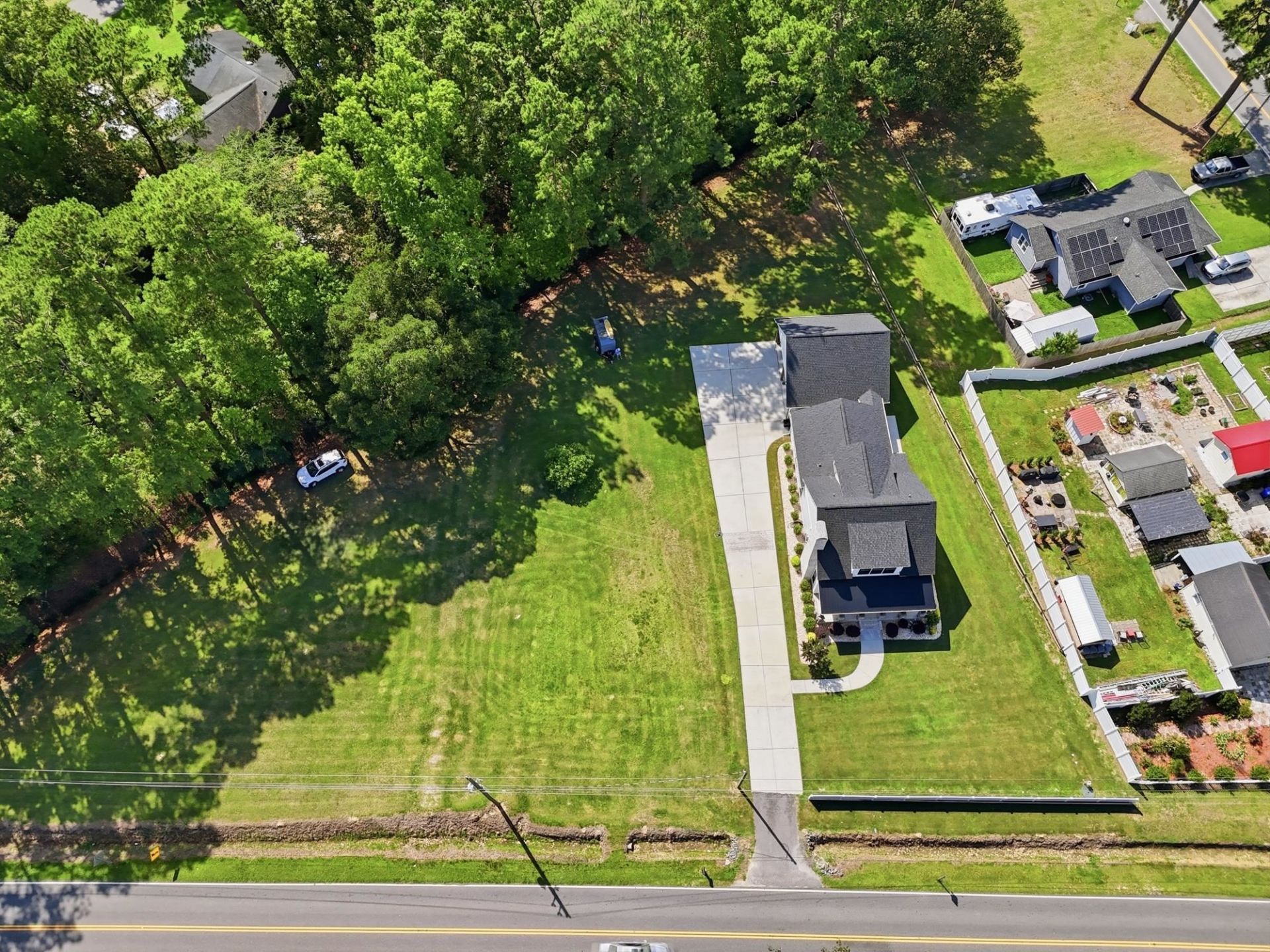 2487 Long Ave. Photo 21