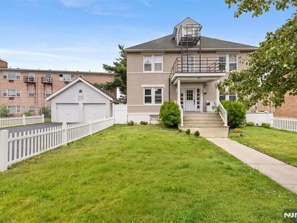 22 Quackenbush Avenue, DUMONT, NJ 07628