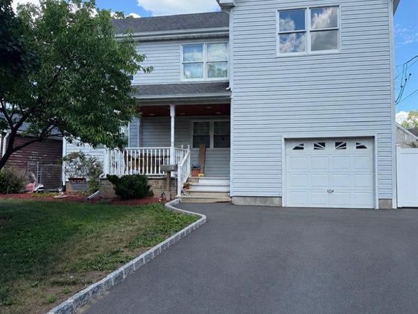 71 View Street, BERGENFIELD, NJ 07621