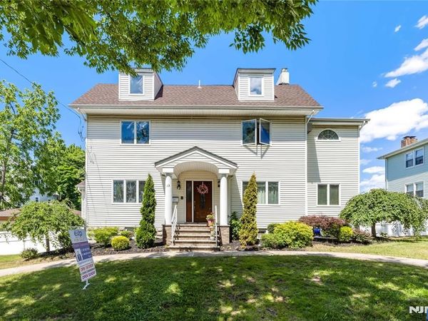 15 Pierrepont Avenue, RUTHERFORD, NJ 07070