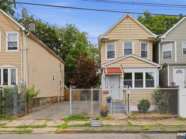 255-257 18th Street, NEWARK, NJ 07103