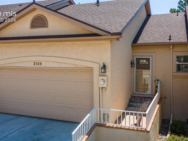 2136 Summerset Drive, Colorado Springs, CO 80920