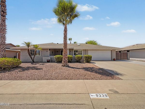 9220 W PINERIDGE Drive, Sun City, AZ 85351