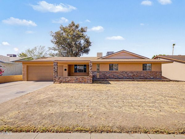 2248 E BLANCHE Drive, Phoenix, AZ 85022