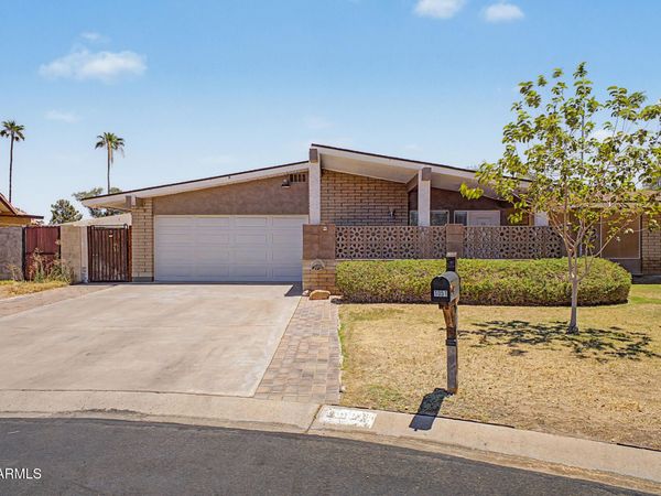 1051 S 72ND Way, Mesa, AZ 85208