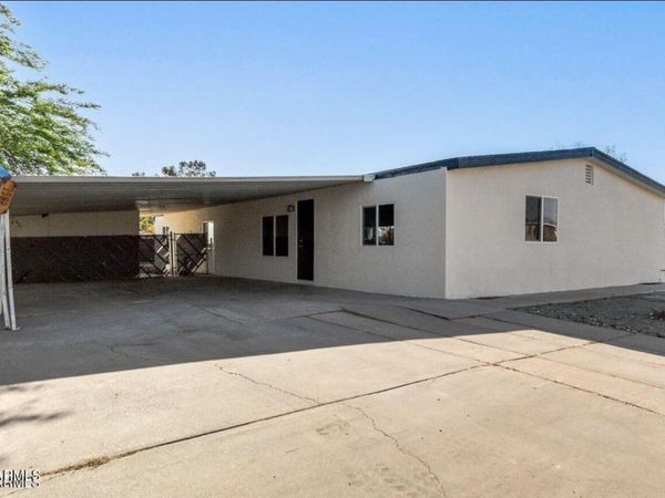 1562 S DESERT VIEW Place, Apache Junction, AZ 85120