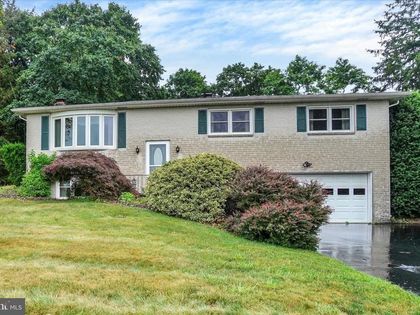 1598 DRUCK VALLEY ROAD York, PA 17406
