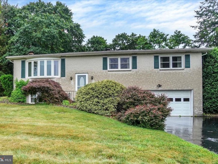 1598 Druck Valley Road , York, PA 17406 Main Photo