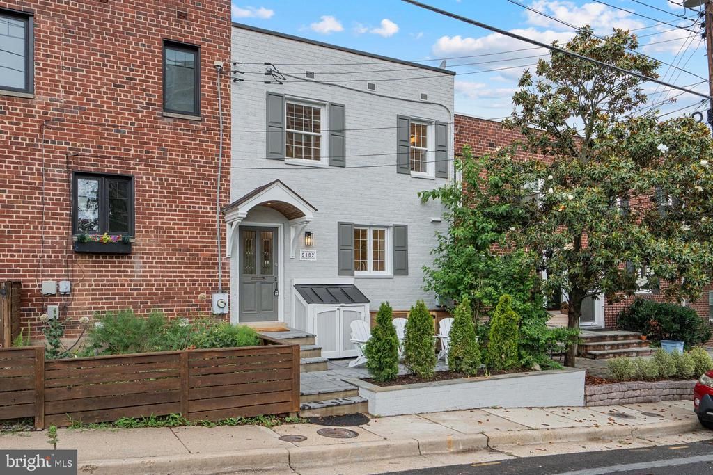 3102 Landover Street, Alexandria, VA 22305 Main Photo