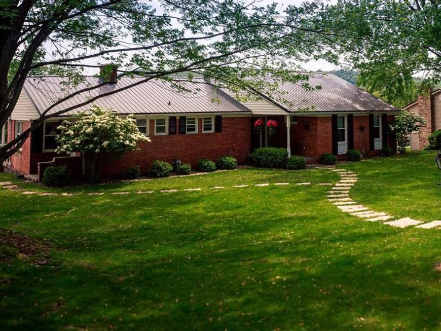 22716 Horse Rock Road Sw, Westernport, MD 21562 Main Photo