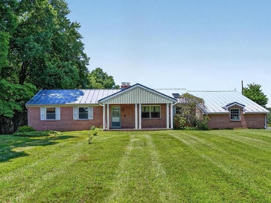 22300 Peach Tree Road , Boyds, MD 20841 Main Photo