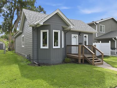 2111 S 10TH Street, COUNCIL BLUFFS, IA 51501