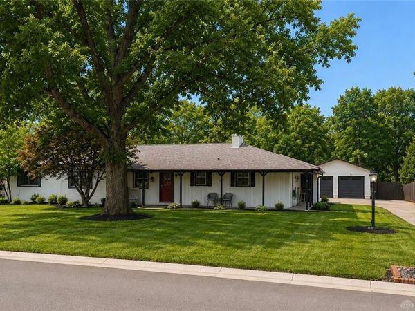 2767 Woodmont Drive, Beavercreek, OH 45434