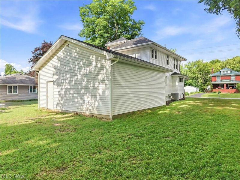 547 S Main Street, Hubbard, OH 44425 Photo 32