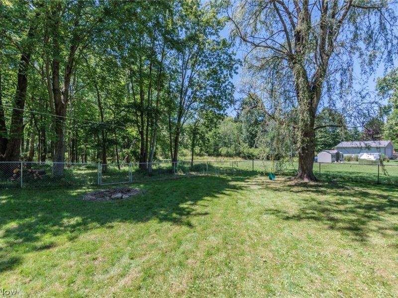 390 Southeast Avenue, Tallmadge, OH 44278 Photo 36