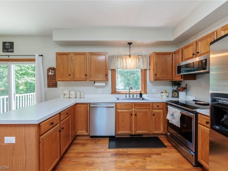 390 Southeast Avenue, Tallmadge, OH 44278 Photo 9