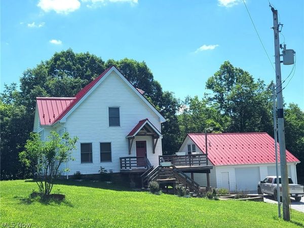 1664 Township Road 192, Adena, OH 43901