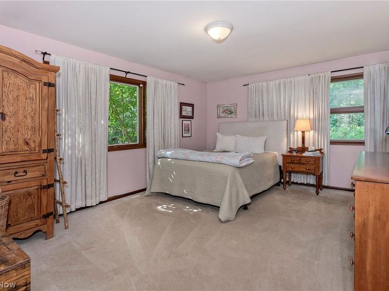 15880 Laurel Road, Chagrin Falls, OH 44022 Photo 12