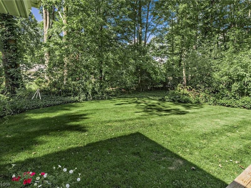 15880 Laurel Road, Chagrin Falls, OH 44022 Photo 25
