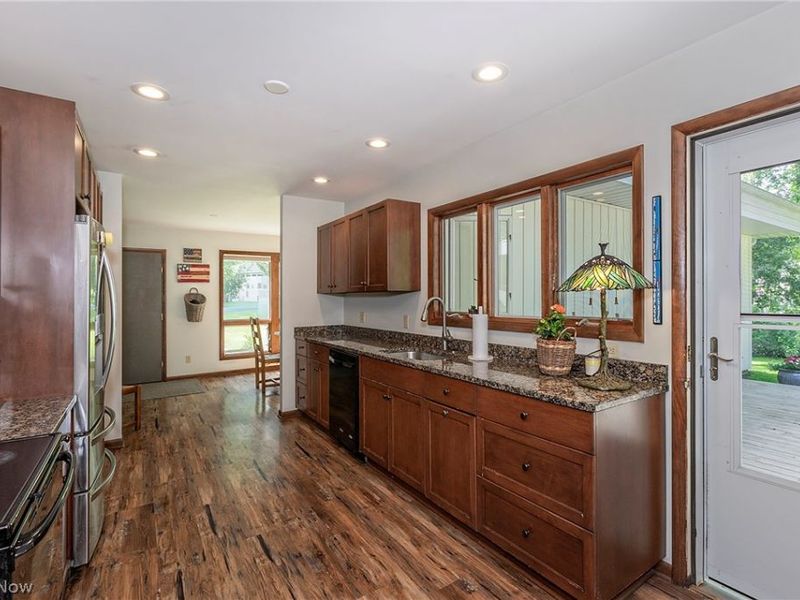 15880 Laurel Road, Chagrin Falls, OH 44022 Photo 9