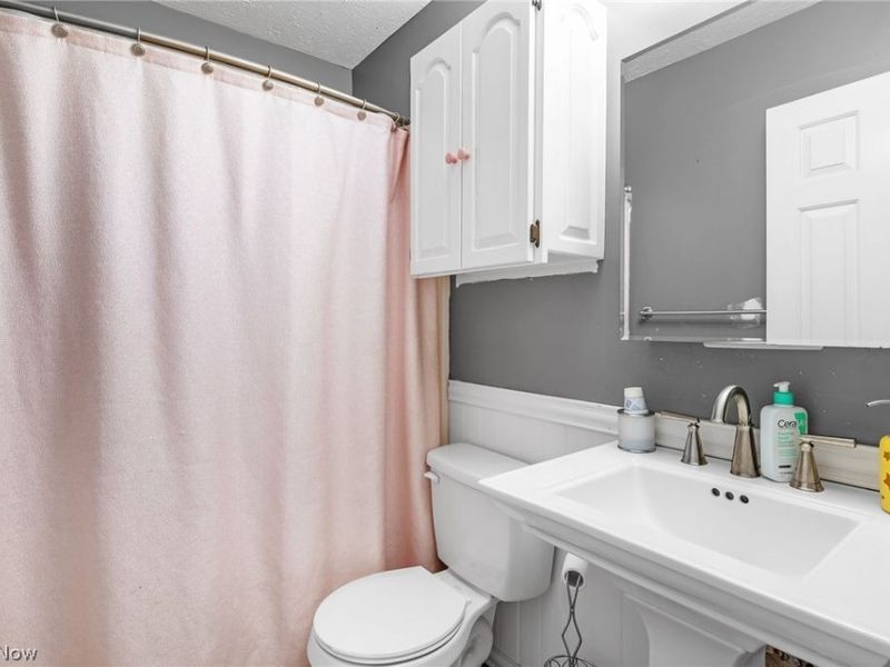 103 Cliffside Commons Drive, Unit 103, Rocky River, OH 44116 Photo 24