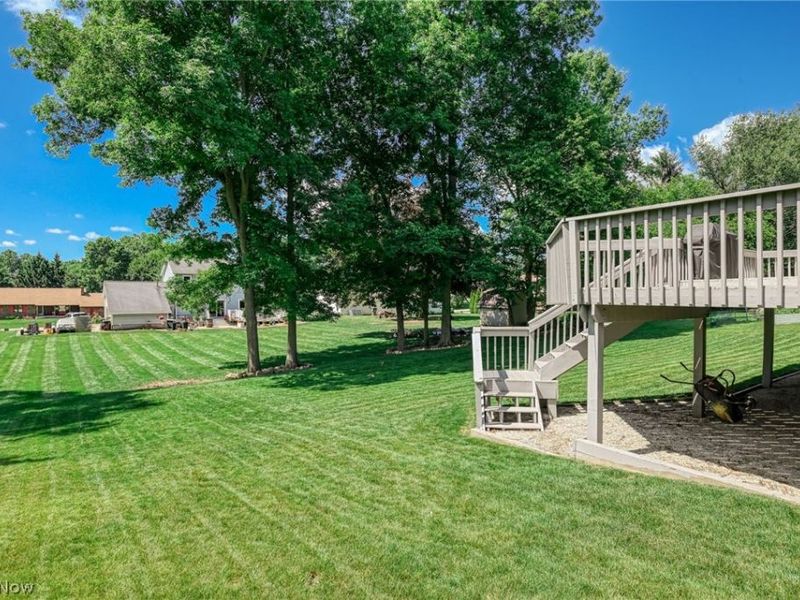 1560 Applewood Way, Uniontown, OH 44685 Photo 36